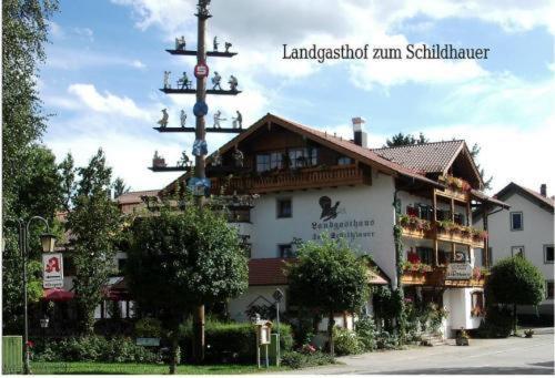 Hotel Landgasthof Zum Schildhauer Halfing ภายนอก รูปภาพ
